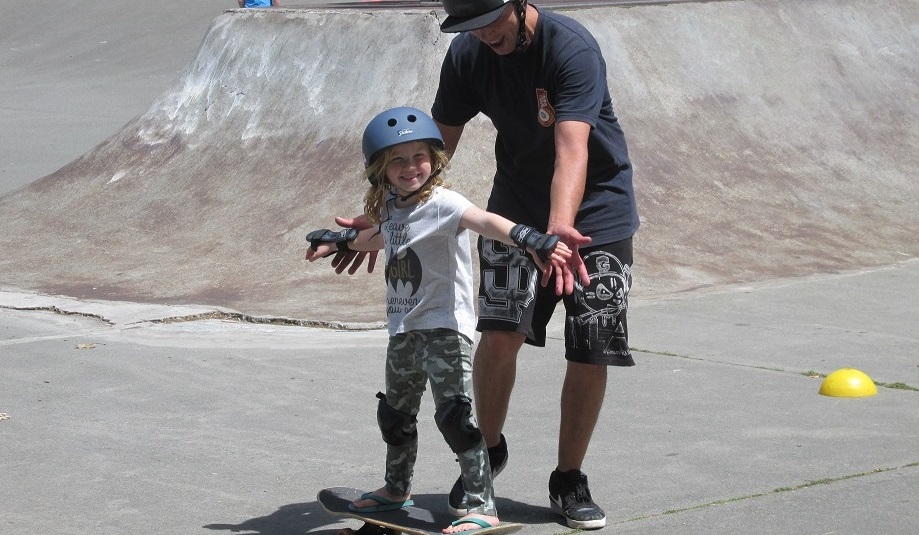 Learning to skate - Bishopdale Skate Jam Dec 2019